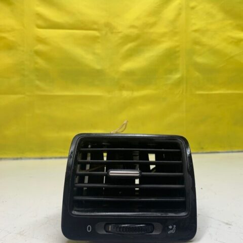 05 06 07 08 09 Volkswagen Jetta Front Passenger Right Side Dash Air Vent OEM