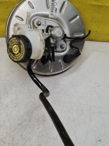 17 18 19 Infiniti QX30 Power Brake Booster Brake Master Cylinder OEM 27K Miles