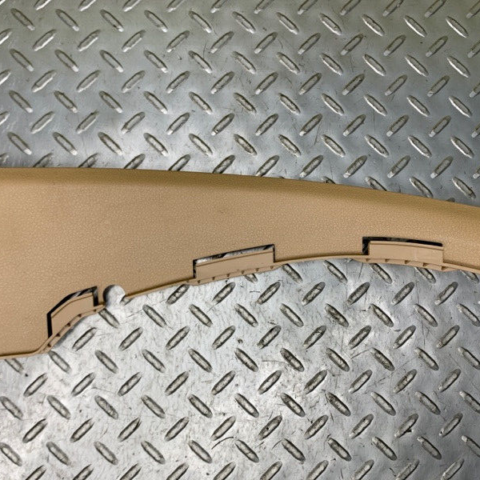 22 21 20 19 18 17 Porsche Panamera 4 Left Lower A-pillar Trim OEM 971868239