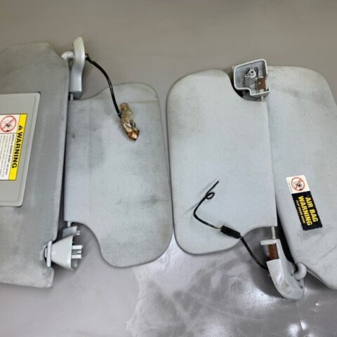 03 04 05 06 Lincoln Navigator Passenger & Driver Side Sun Visor Set PAIR OEM