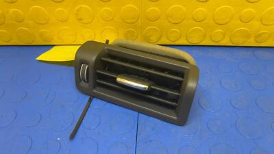16 17 18 19 20 21 VOLVO XC90 Right Dashboard Air Vent OEM 31469791