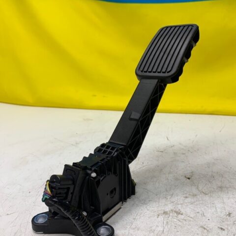 2019 2020 19 20 Acura RDX Gas Accelerator Pedal OEM 17800-TLA-A04
