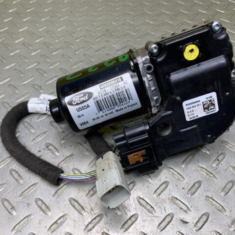 19 20 Ford Transit Connect Driver Left Windshield Wiper Motor OEM KT1B-17504-AC