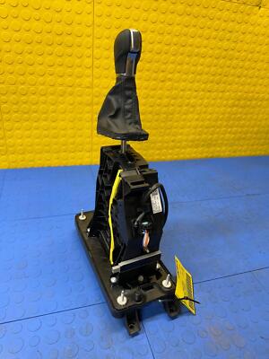 18 19 20 VW ATLAS 3.6L Trans Gear Shifter Lever OEM 3QF713025H