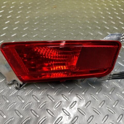 18 17 16 15 14 Ranger Rover Evoque Passenger Right Lower Bumper Tail Fog Light