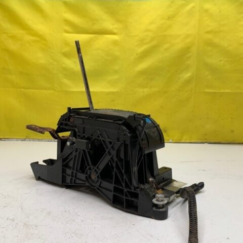 08 09 10 11 Toyota Camry Automatic Transmission Floor Shift Shifter OEM