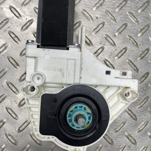 13 14 15 16 Audi A4 Front left door window motor OEM 8K0959801A