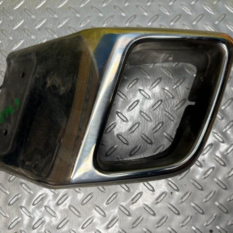 19 18 17 16 15 14 13 Range Rover Evoque Rear Right Exhaust Tip Finisher OEM