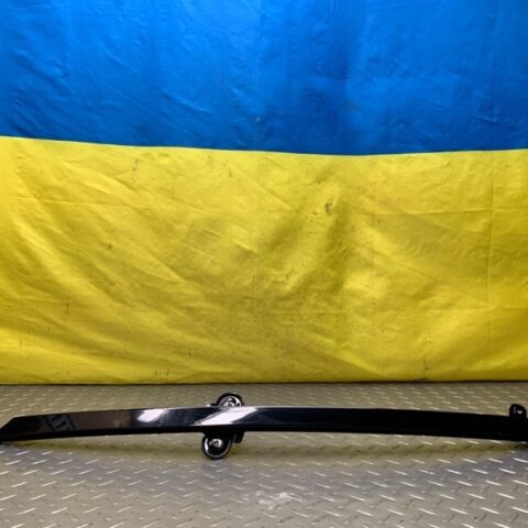 05 Bentley Continental Flying Spur Front Right Door Window Rail Guide OEM