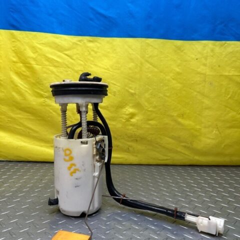 01 02 03 04 05 Mercedes-Benz W163 ML500  Gas Fuel Tank Pump OEM 1634703794