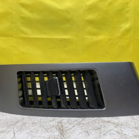 07 08 09 10 Mitsubishi Outlander Right Passenger Side Dash A/C Air Vent OEM