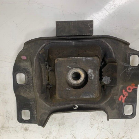 2008 2009 2010 Mazda 5 2.3L  Front Left Side Engine Mount Bracket OEM