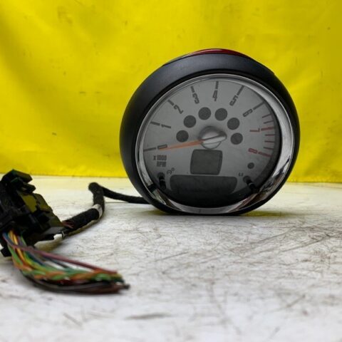 07 08 09 10 Mini Cooper Clubman R55 Tachometer OEM