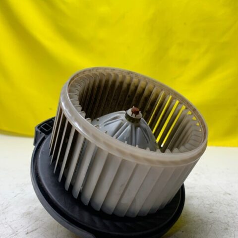 2006 06 Cadillac SRX HVAC Blower Motor OEM 88957409