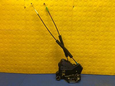 03 04 05 06 07 08 09 LEXUS GX470 Front Right Door Lock Assembly OEM 69030-33261