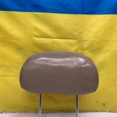 05 06 07 Toyota Sequoia Rear Left Or Right Side Leather Headrests OEM