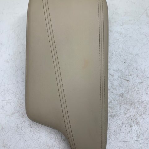 17 18 19 Infiniti  QX30 Center Console Lid  Armrest Arm Rest TAN OEM Leather