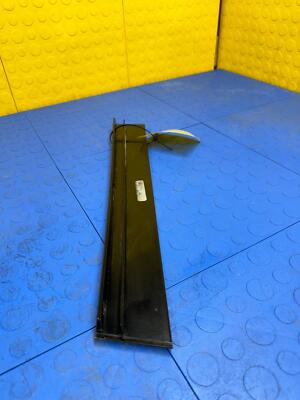 9d600e39eade5e84bf0d863425fd349b 13 14 15 16 MERCEDES GL450 Rear Right Window Quarter C-Pillar OEM A1666900887