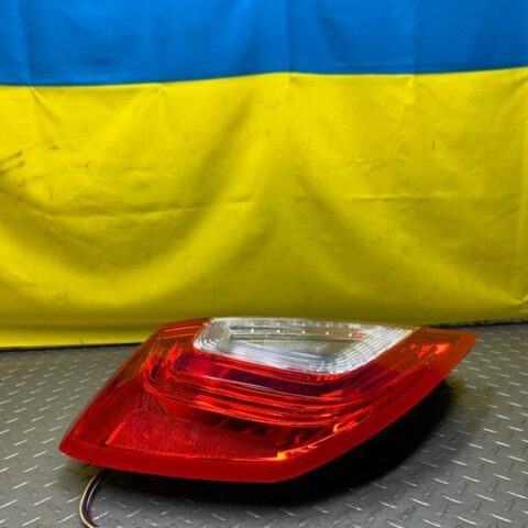13 14 15 16 Lincoln MKS Rear Driver Left Taillight Tail Lamp OEM DA53-13B505-AE