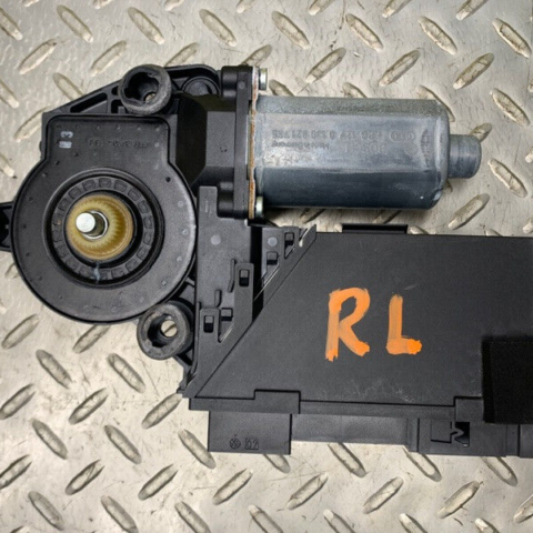 04 05 06 07 08 09 10 Porsche Cayenne Rear LH Door Window Motor OEM 95562470302