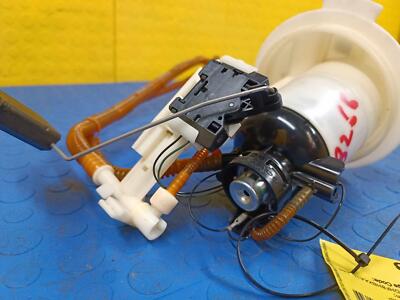 a14fd435fd4d03244fee257f8bde9f4b 10 11 12 MERCEDES E-350 3.5L Left Fuel Pump Sending Unit OEM A2044701494