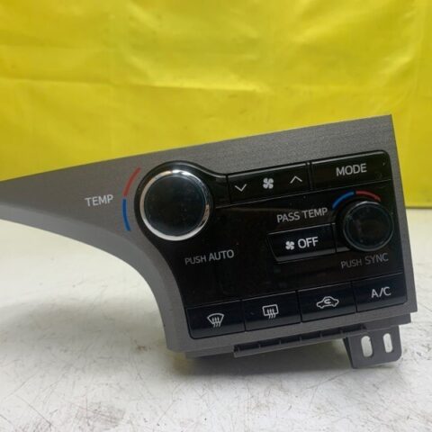 13 14 15 Toyota Venza A/C Temperature Climate Control Switch OEM 55900-0T040