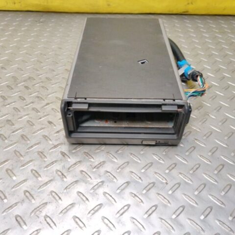 95 96 97 LEXUS LX450 Radio receiver cd playe OEM 86270-60020