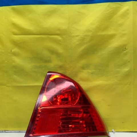 03 04 05 Honda Civic ES Passenger Right Side Tail Light Taillight OEM