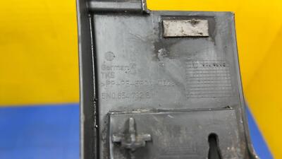 a5a9f4d0f2705ee222ffef8a4dbefcd5 12 13 14 15 16 17 VW TIGUAN Front Right Fender Flare Moulding OEM 5N0854732B