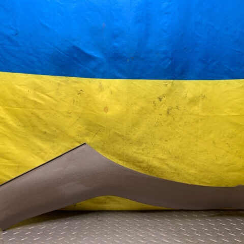 95 96 97 Lexus LX450 FJZ80 Rear Right Lower C-Pillar Trim OEM 62551-60020