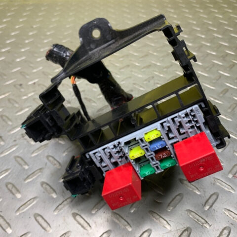 17 18 19 20 21 Jeep Compass  2.4L Under Hood Fuse Box OEM