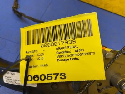 af3c26689d49089f4569966740ef9ec8 16 17 18 19 20 21 22 VOLVO XC90 Brake Pedal OEM 31381825