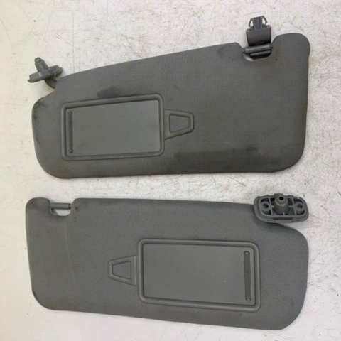 14 15 16 17 Kia Soul Left And Right Sun Visor Sunvisor Pair Only 39K Miles OEM