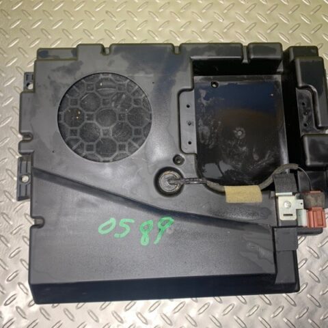 09 10 11 12 Honda CR-V CRV Sub Woofer Sound Audio Speaker OEM