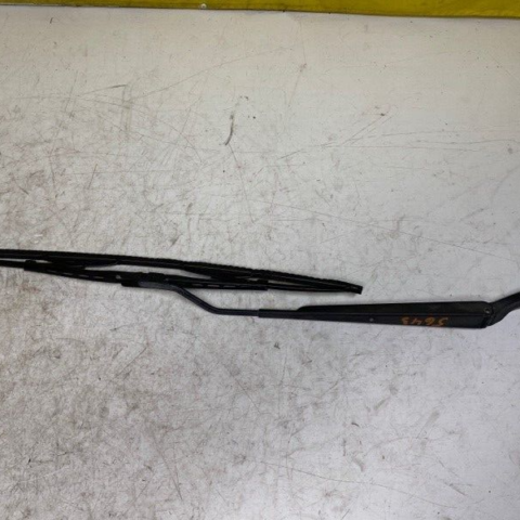 00 01 02 03 04 Lexus IS300 Front Passenger Right Side Windshield Wiper Arm OEM