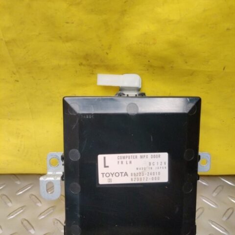 01 02 03 04 Lexus SС430 Door Control Module OEM 8922324010