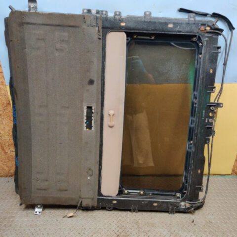 96 97 Lexus LX450 J80 Sun Roof Glass Sunroof OEM 6320160023
