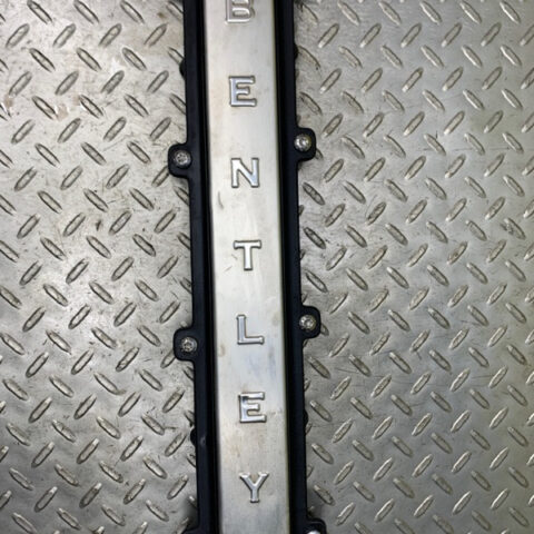 05 06 07 08 09 Bentley Continental GT Center Engine Cover Plate OEM 07C103925AF