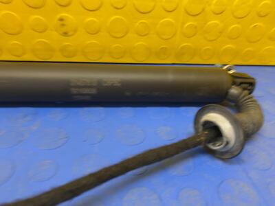 b9c570e16baf25c39ec50e218508a0d3 16 17 18 19 20 21 22 23 VOLVO XC90 Liftgate Power Lift Motor OEM 31457610