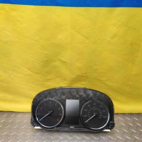 16 17 18 19 Mitsubishi Outlander Speedometer Instrument Cluster OEM 166k Miles