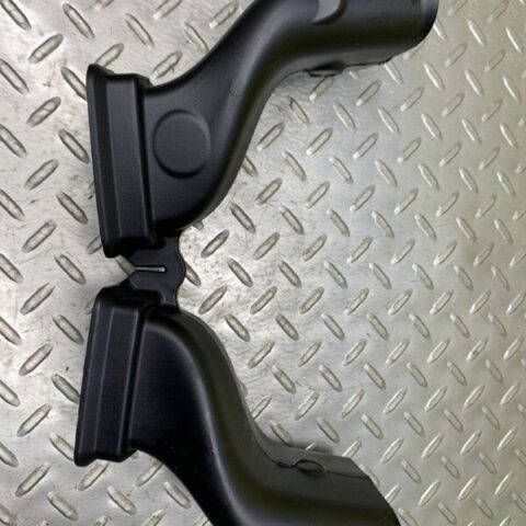 17 18 19 20 21 22 Porsche Panamera Center console air guide OEM 971819902