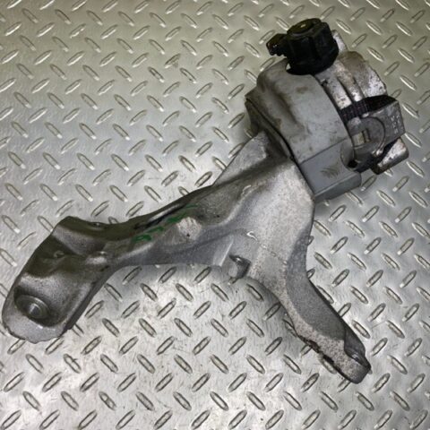 05 06 07 08 09 10 11 12 Bentley Continental Spur Right Engine Mount Bracket OEM