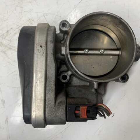 05 06  07 Chrysler 300 Engine Throttle Body OEM 04861691AA