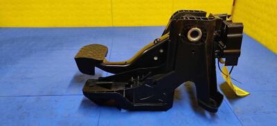 18 19 20 VW ATLAS Brake Stop Pedal OEM 5QN723058A