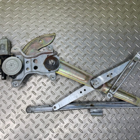 93 94 95 96 97 LEXUS LX450 Front left window regulator motor OEM 6980260010