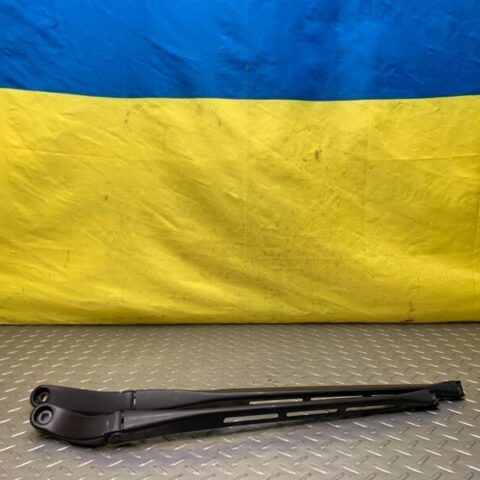 05 06 Bentley Continental Flying Spur Windshield Wiper Arm Set OEM