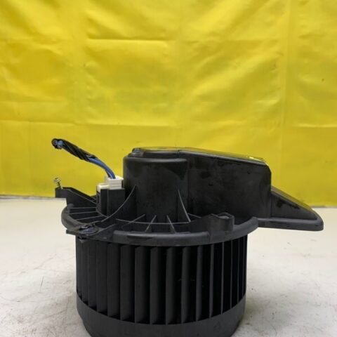 11 12 13 Jeep Grand Cherokee  A/C Heater Blower Motor OEM 68079477AB