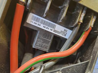 c28774f13a43ae8dff2991a39af34f42 18 19 20 21 22 VW ATLAS Engine Fuse Box OEM 5Q0937125B