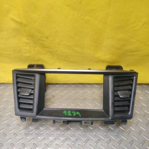 13 14 15 Infiniti JX35 QX60 Front Dash Center Air Vent Trim OEM 687513JA0A