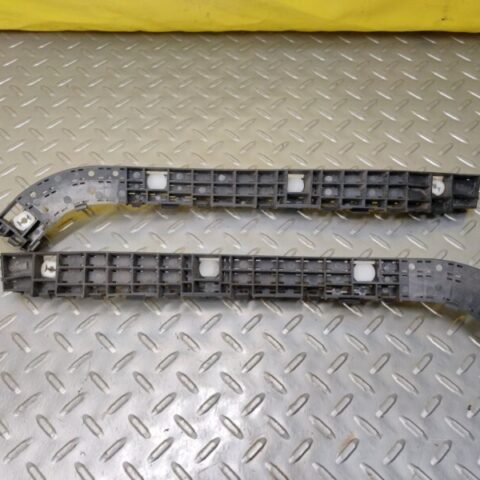 07 08 09 10 11 Honda CR-V CRV Rear Bumper Retainer Bracket Set LH/RH OEM